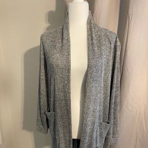 Vince Camuto gray long cardigan